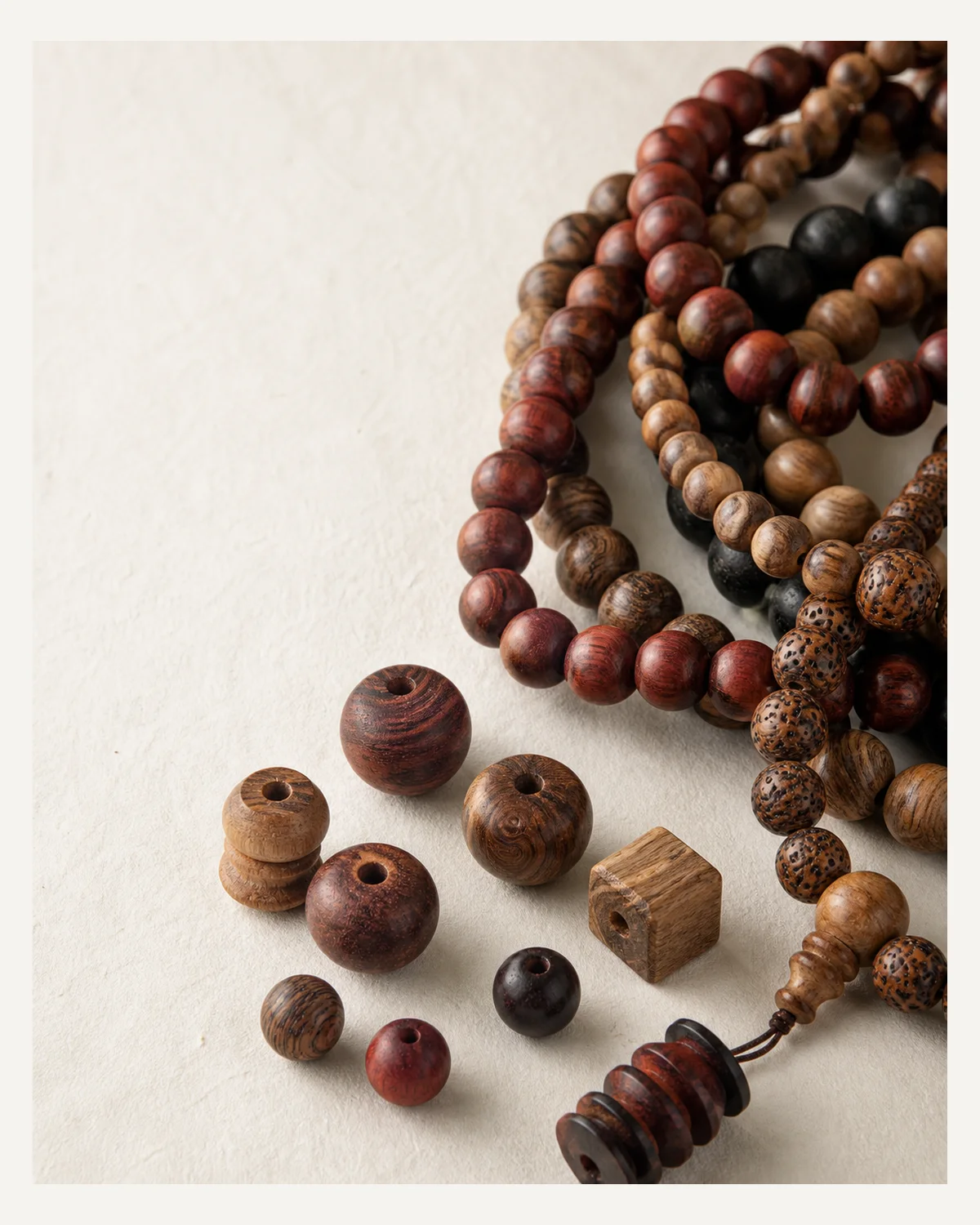 Wood and botanical material reference board